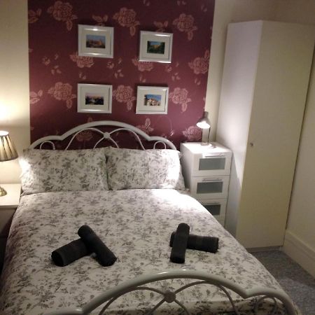 F1- Very Nice City Centre Apartment Edinburgh Bagian luar foto
