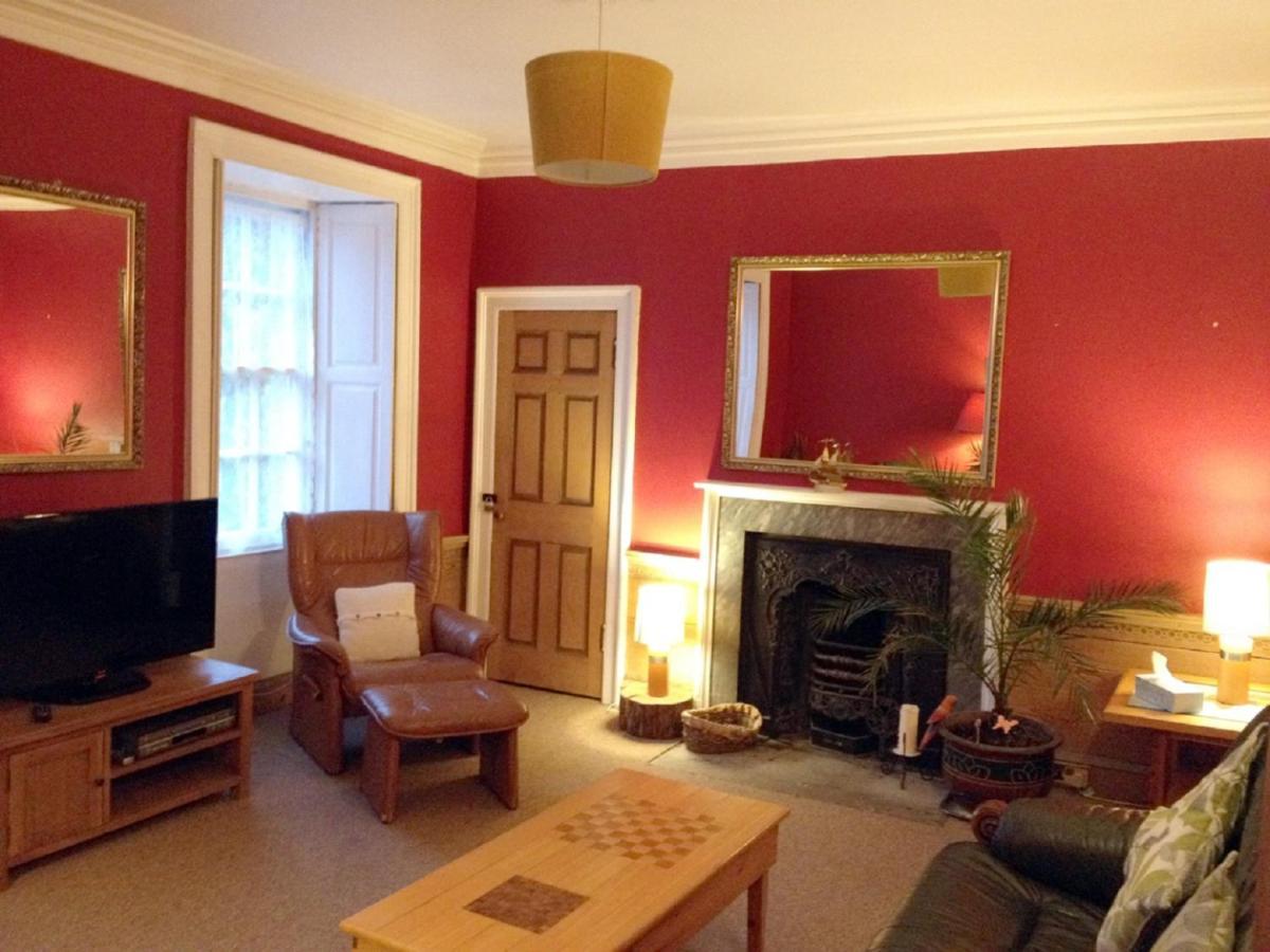 F1- Very Nice City Centre Apartment Edinburgh Bagian luar foto