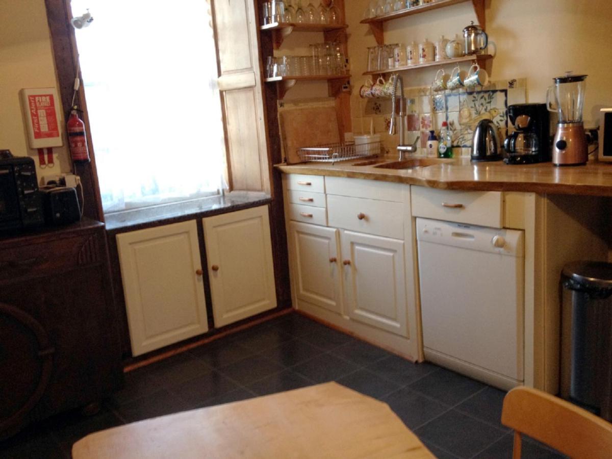 F1- Very Nice City Centre Apartment Edinburgh Bagian luar foto