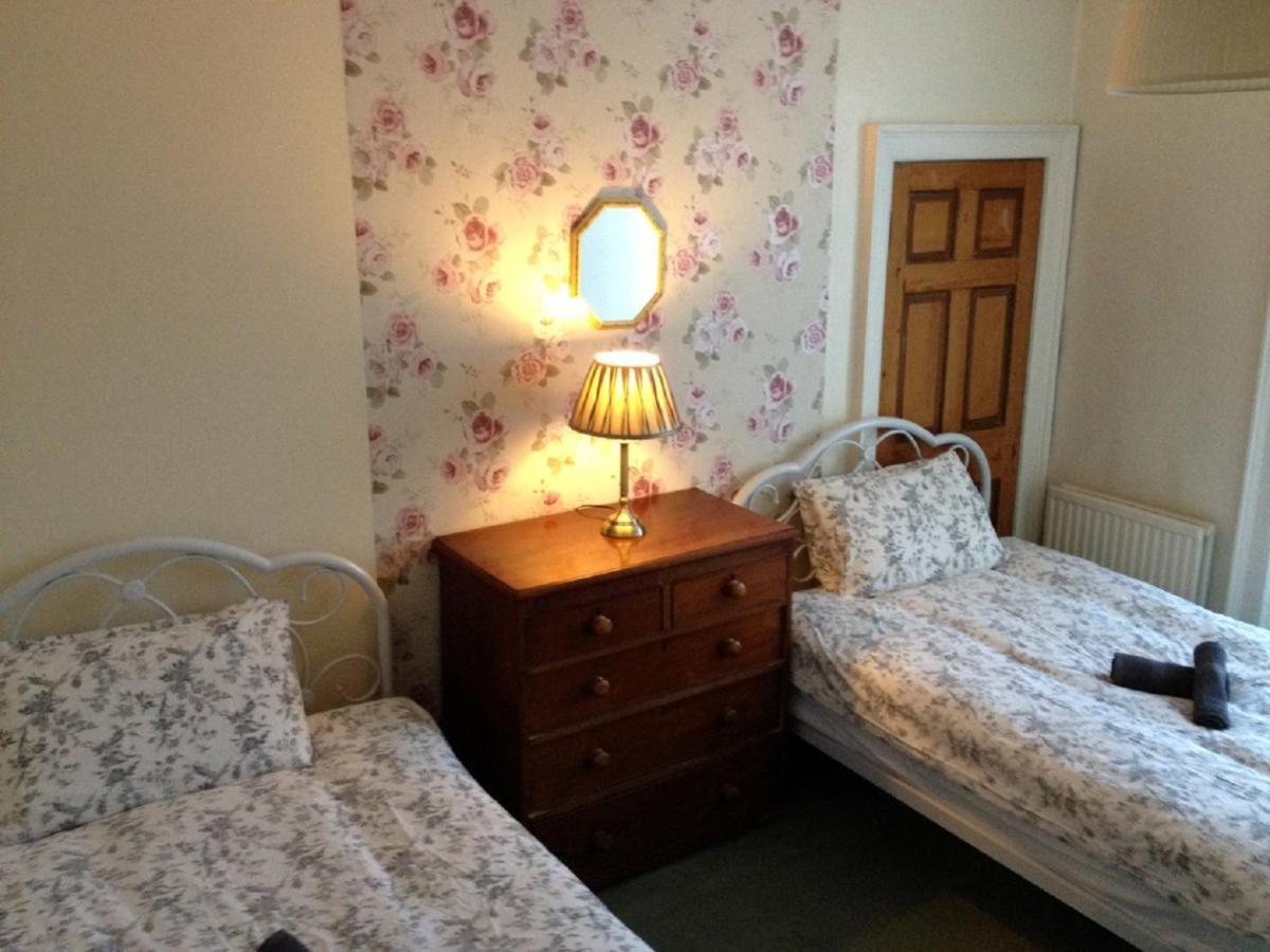 F1- Very Nice City Centre Apartment Edinburgh Bagian luar foto