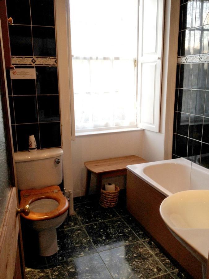 F1- Very Nice City Centre Apartment Edinburgh Bagian luar foto
