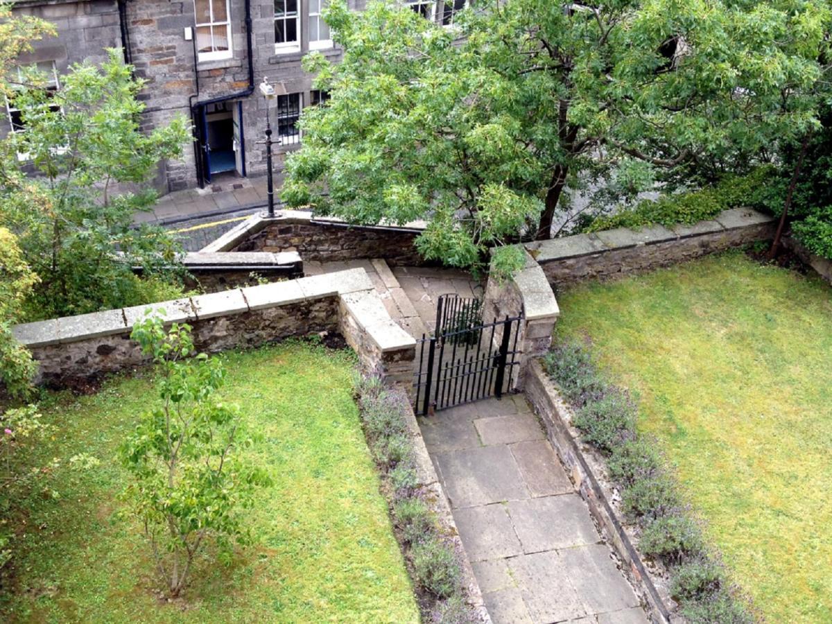 F1- Very Nice City Centre Apartment Edinburgh Bagian luar foto